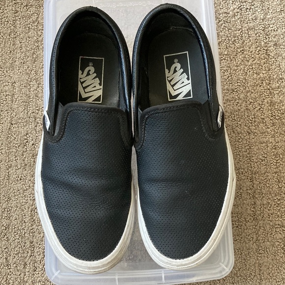 Vans Shoes - Vans slip on sneakers